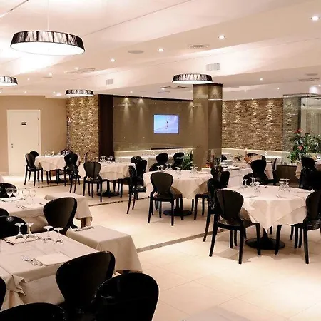 Mirage Otel